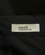 EARTH MUSIC&ECOLOGY（アースミュージックアンドエコロジー）ブラウス 黒 サイズ:F レディース/2200715944080