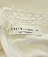 EARTH MUSIC&ECOLOGY（アースミュージックアンドエコロジー）Tシャツ・カットソー 白 サイズ:F レディース/2200636378063