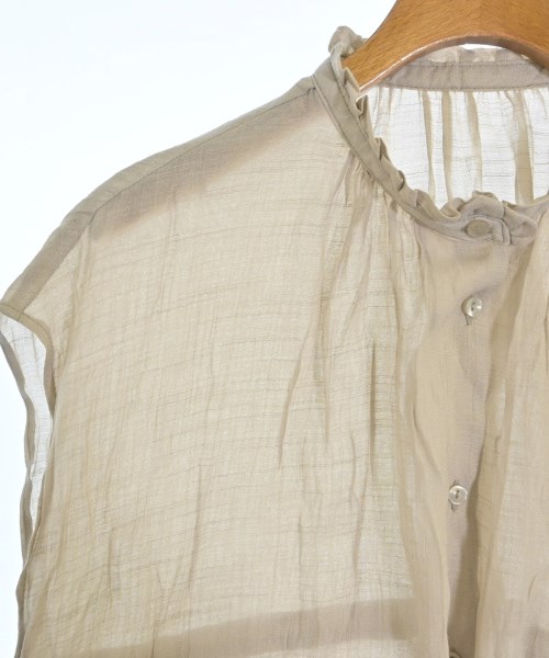 EARTH MUSIC&ECOLOGY（アースミュージックアンドエコロジー）ブラウス ベージュ サイズ:F レディース/2200641216053