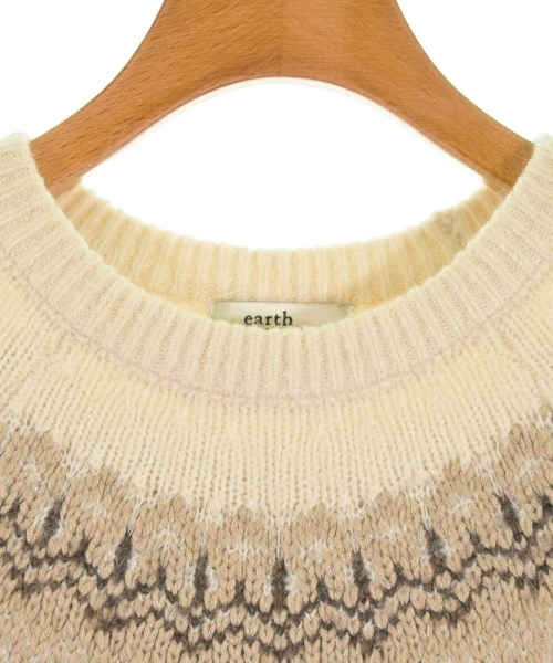EARTH MUSIC&ECOLOGY（アースミュージックアンドエコロジー）ニット・セーター 白 サイズ:F レディース/2200648737018