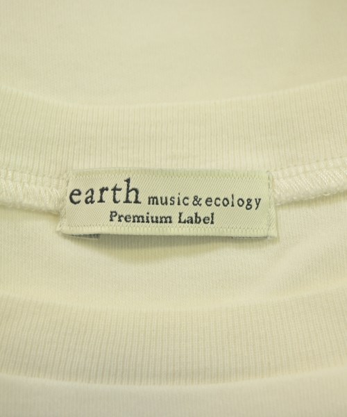 EARTH MUSIC&ECOLOGY（アースミュージックアンドエコロジー）Tシャツ・カットソー 白 サイズ:F レディース/2200648737025