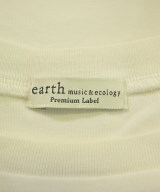 EARTH MUSIC&ECOLOGY（アースミュージックアンドエコロジー）Tシャツ・カットソー 白 サイズ:F レディース/2200648737025