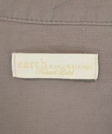 EARTH MUSIC&ECOLOGY（アースミュージックアンドエコロジー）カジュアルシャツ 茶 サイズ:F レディース/2200705101011