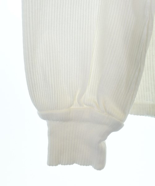 EARTH MUSIC&ECOLOGY（アースミュージックアンドエコロジー）ニット・セーター 白 サイズ:F レディース/2200666027030