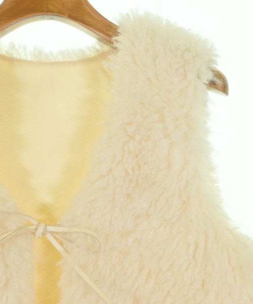 EARTH MUSIC&ECOLOGY（アースミュージックアンドエコロジー）ベスト 白 サイズ:F レディース/2200663166206