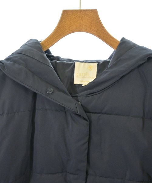 EARTH MUSIC&ECOLOGY（アースミュージックアンドエコロジー）ダウンジャケット/ダウンベスト 紺 サイズ:L レディース/2200669274035