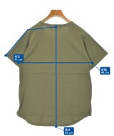 RNA（アールエヌエー）Tシャツ・カットソー カーキ サイズ:M メンズ/2200634043079