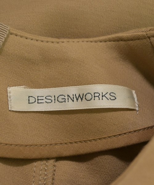 DESIGNWORKS（デザインワークス）Tシャツ・カットソー ベージュ サイズ:38(M位) レディース/2200691441122