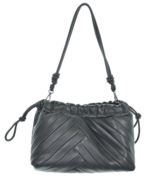 BCBG MAXAZRIA(ビーシービージーマックスアズリア)ショルダーバッグ 黒 サイズ:-/2200680509031
