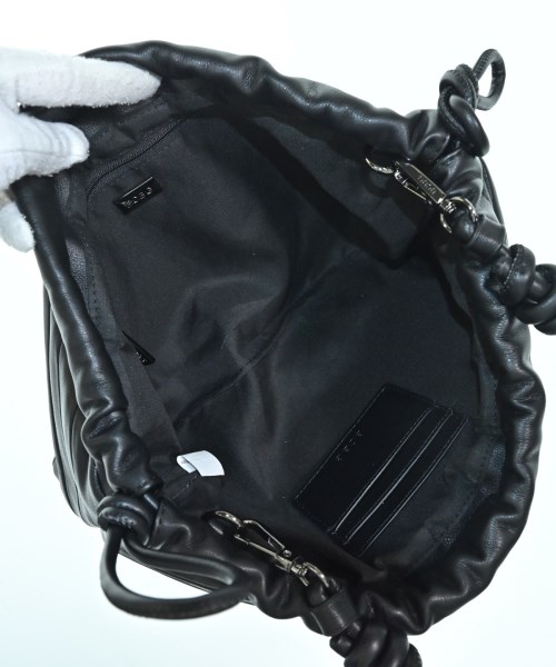 BCBG MAXAZRIA（ビーシービージーマックスアズリア）ショルダーバッグ 黒 サイズ:- レディース/2200680509031