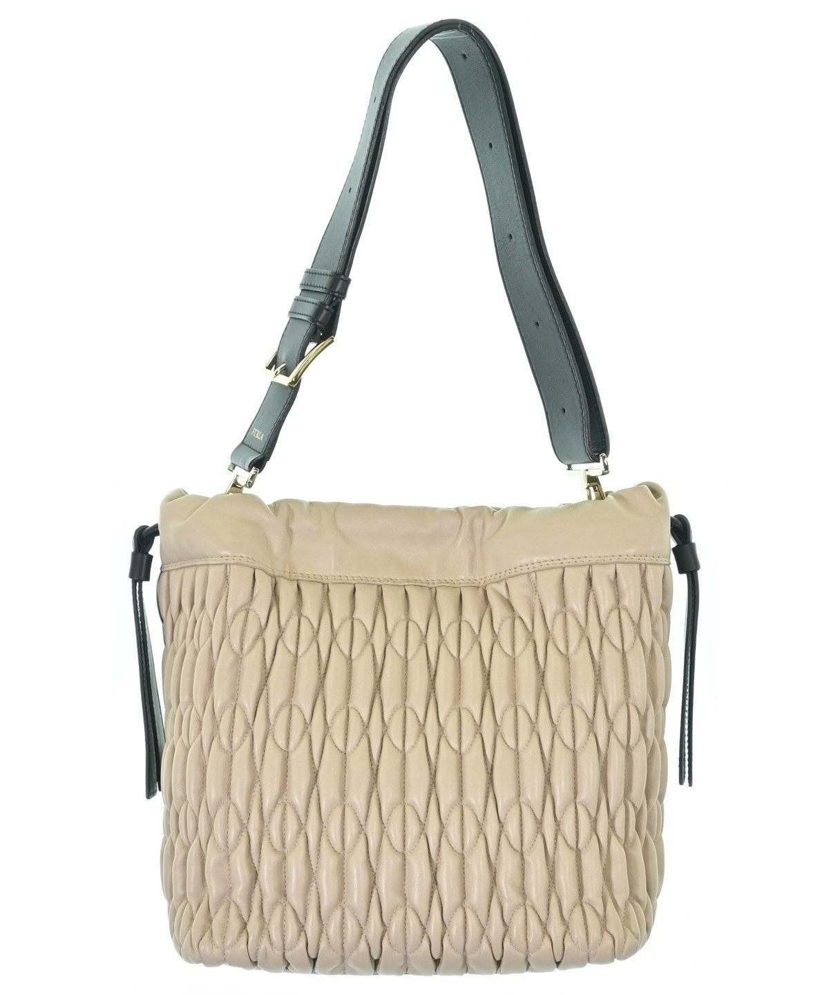 【BIGお買い物ラリー★30%OFFセール中】フルラ Furla ショルダーバッグ ベージュ レディース 中古 FURLA（フルラ）ショルダーバッグ ベージュ サイズ:- レディース
