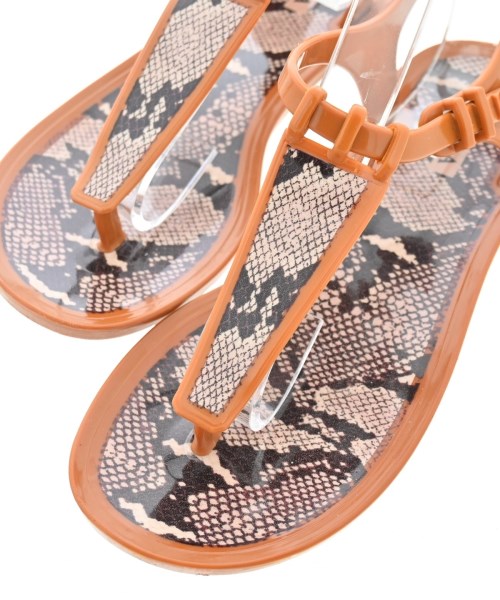 FURLA（フルラ）サンダル ベージュ サイズ:EU35(21.5cm位) レディース/2200616562055