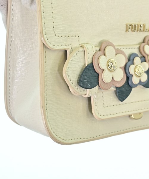 FURLA（フルラ）ショルダーバッグ 白 サイズ:- レディース/2200616988121