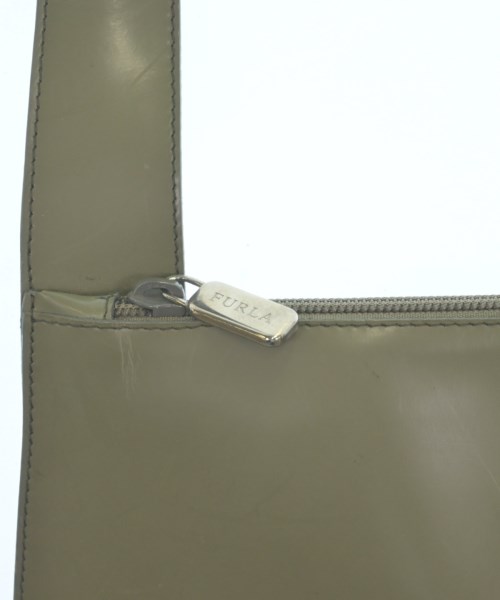 FURLA（フルラ）ショルダーバッグ カーキ サイズ:- レディース/2200605230019