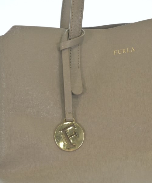 FURLA（フルラ）ハンドバッグ グレー サイズ:- レディース/2200673738028