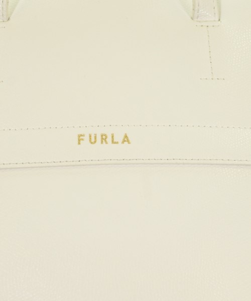 FURLA（フルラ）ショルダーバッグ 白 サイズ:- レディース/2200698237063