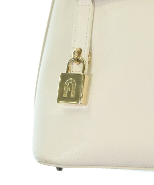 FURLA（フルラ）ショルダーバッグ 白 サイズ:- レディース/2200698237063