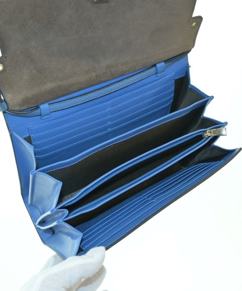 FURLA（フルラ）ショルダーバッグ 青 サイズ:- レディース/2200655554141