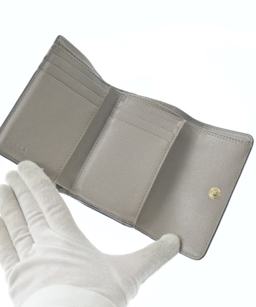 FURLA（フルラ）財布・コインケース ベージュ サイズ:- レディース/2200658503153