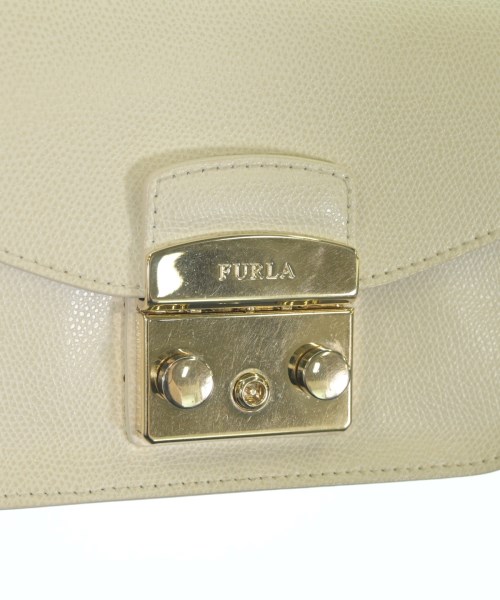 FURLA（フルラ）ショルダーバッグ 白 サイズ:- レディース/2200708773079
