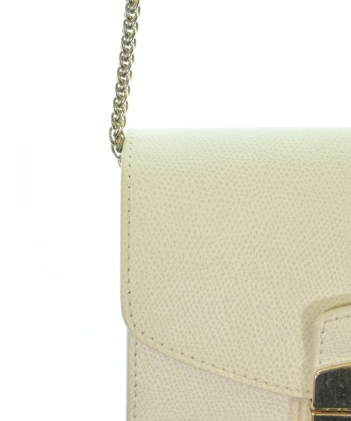 FURLA（フルラ）ショルダーバッグ 白 サイズ:- レディース/2200708773079