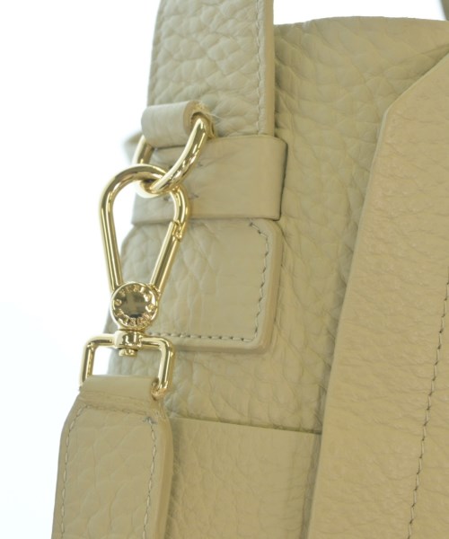 FURLA（フルラ）ショルダーバッグ 白 サイズ:- レディース/2200633675059