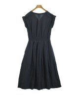 le coeur blanc（ル　クール　ブラン）ワンピース 紺 サイズ:38(M位) レディース/2200671957032