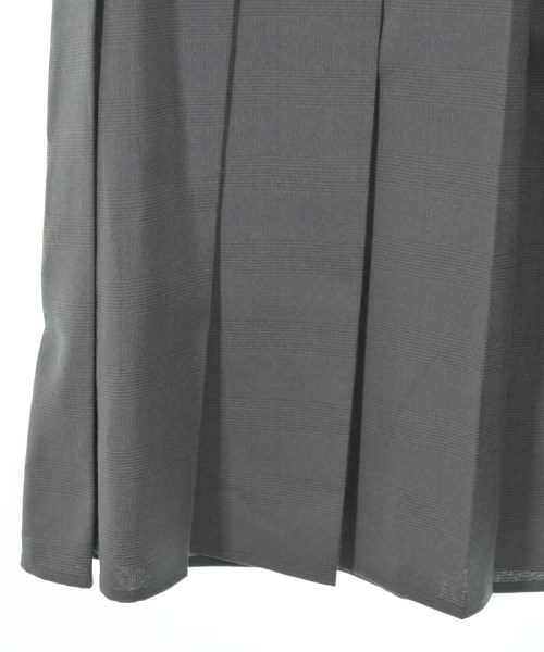 le coeur blanc（ル　クール　ブラン）ひざ丈スカート グレー サイズ:38(M位) レディース/2200662129028