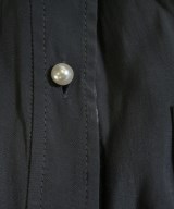 le coeur blanc（ル　クール　ブラン）カジュアルシャツ グレー サイズ:38(M位) レディース/2200662269076