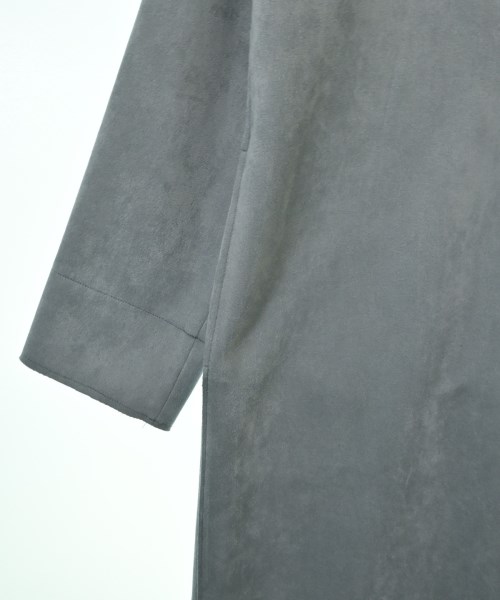 le coeur blanc（ル　クール　ブラン）その他 グレー サイズ:36(S位) レディース/2200665736025