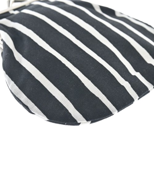 marimekko（マリメッコ）ポーチ 黒 サイズ:- レディース/2200609819111