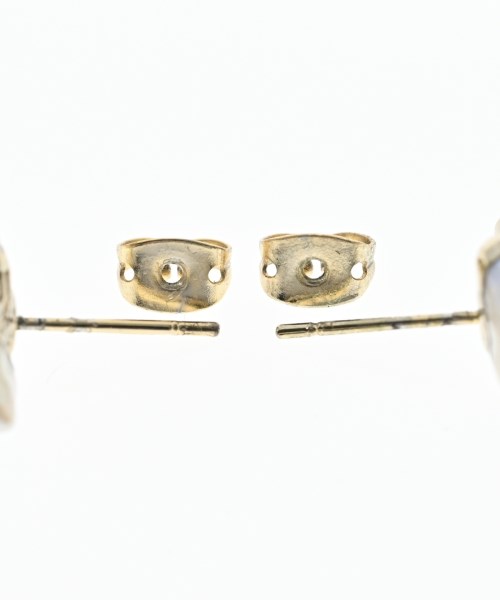 IOSSELLIANI（イオッセリアーニ）ピアス・イヤリング 白 サイズ:- レディース/2200641368370