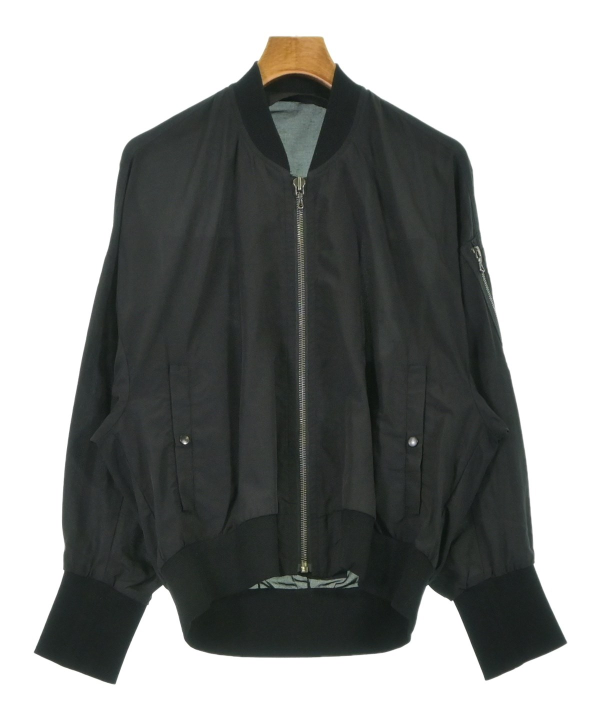 Jūlius様ꕤ*.゜ Santa's Midnight Ride Sleigh Figurine. Limited Edition | Lladró