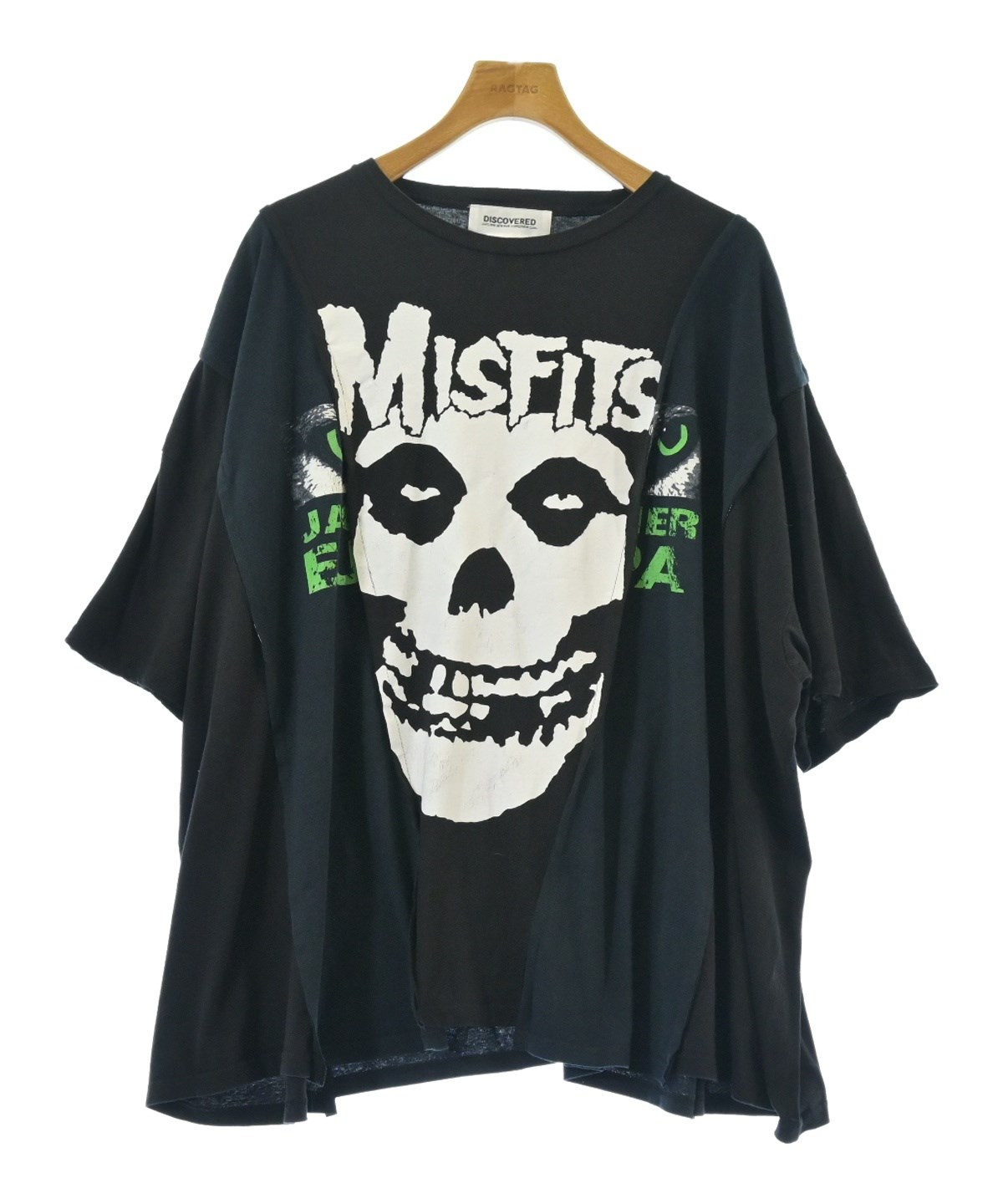 【タグつき未使用新品】Deuxieme Classe*Future Tシャツクロ タグつき未使用新品】Deuxieme Classe*Future Tシャツクロ