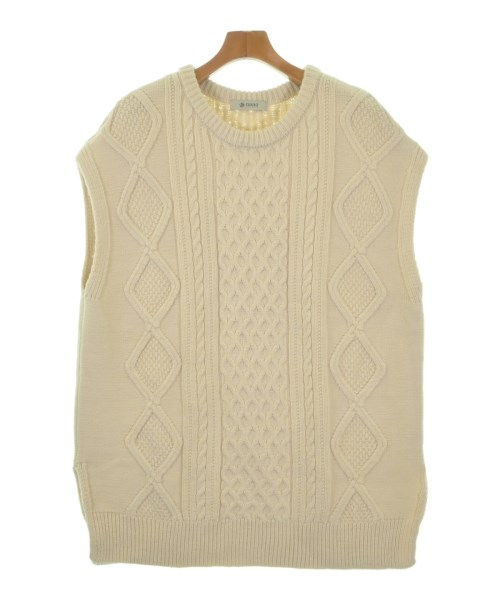 nano UNIVERSE(ナノユニバース)ベスト 白 サイズ:38(M位)/2200666900029