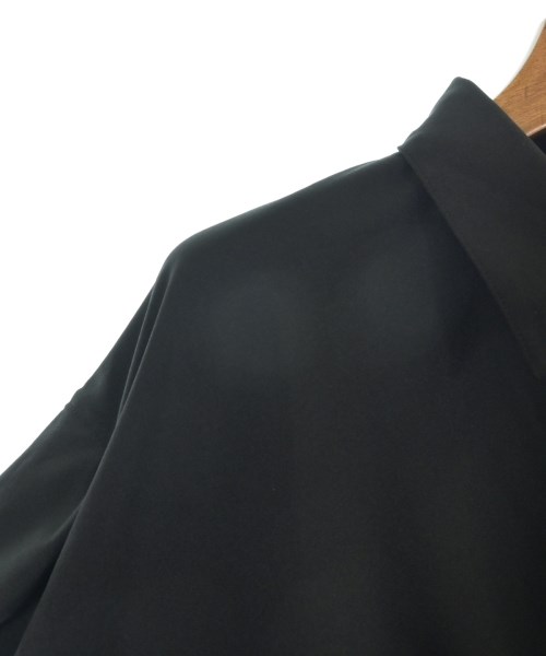 VIVIENNE TAM（ヴィヴィアンタム）カジュアルシャツ 黒 サイズ:38(M位) レディース/2200622111094