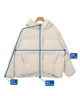 VIVIENNE TAM（ヴィヴィアンタム）ダウンジャケット/ダウンベスト ベージュ サイズ:38(M位) レディース/2200646064017