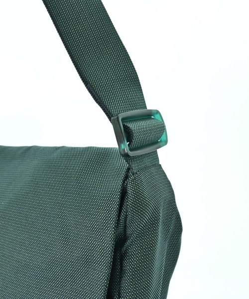 MANDARINA DUCK（マンダリナダック）ショルダーバッグ 緑 サイズ:- メンズ/2200624942054