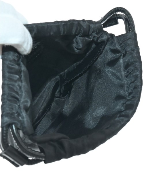 ANYA HINDMARCH（アニヤ　ハインドマーチ）ポーチ 黒 サイズ:- レディース/2200636711075