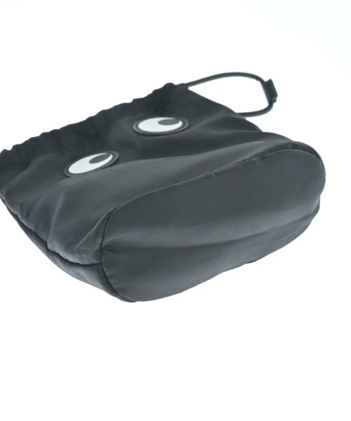 ANYA HINDMARCH（アニヤ　ハインドマーチ）ポーチ 黒 サイズ:- レディース/2200636711075