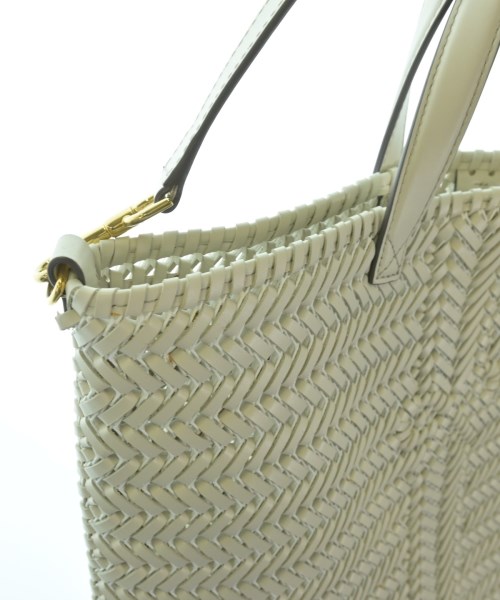 ANYA HINDMARCH（アニヤ　ハインドマーチ）トートバッグ 白 サイズ:- レディース/2200639826035