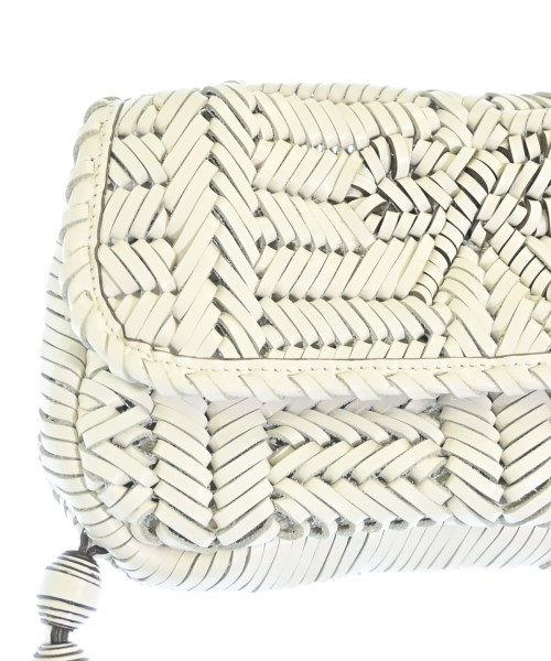 ANYA HINDMARCH（アニヤ　ハインドマーチ）クラッチバッグ 白 サイズ:- レディース/2200701953102