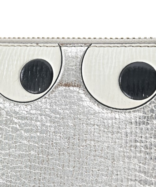 ANYA HINDMARCH（アニヤ　ハインドマーチ）財布・コインケース シルバー サイズ:- レディース/2200685763063