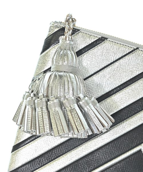 ANYA HINDMARCH（アニヤ　ハインドマーチ）クラッチバッグ シルバー サイズ:- レディース/2200684521145