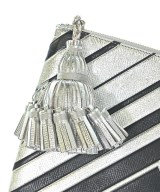 ANYA HINDMARCH（アニヤ　ハインドマーチ）クラッチバッグ シルバー サイズ:- レディース/2200684521145