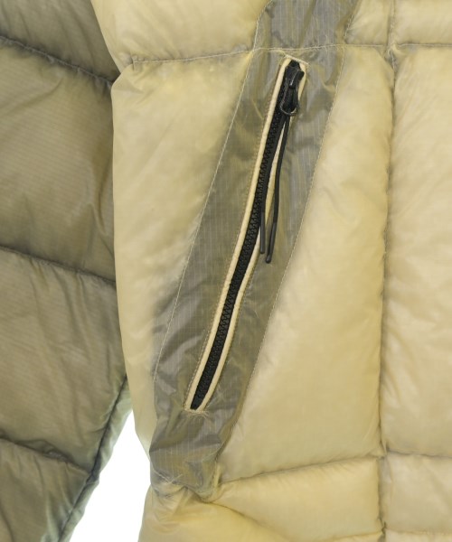 C.P COMPANY（シーピーカンパニー）ダウンジャケット/ダウンベスト カーキ サイズ:L メンズ/2200673101013