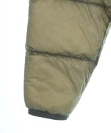 C.P COMPANY（シーピーカンパニー）ダウンジャケット/ダウンベスト カーキ サイズ:L メンズ/2200673101013