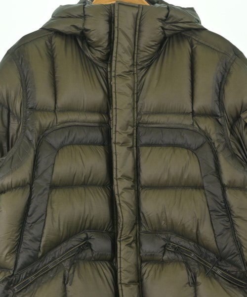 C.P COMPANY（シーピーカンパニー）ダウンジャケット/ダウンベスト カーキ サイズ:M メンズ/2200665607011