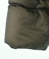 C.P COMPANY（シーピーカンパニー）ダウンジャケット/ダウンベスト カーキ サイズ:M メンズ/2200665607011