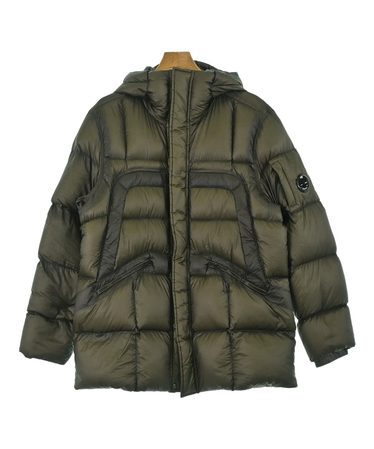 C.P. COMPANY ダウンジャケット　フード着脱可　古着　Mサイズ相当 C.P COMPANY（シーピーカンパニー）ダウンジャケット/ダウンベスト